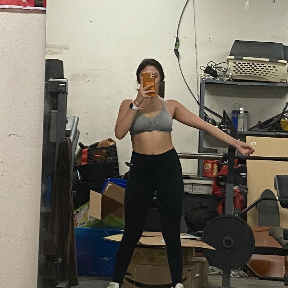 Meet your Posher, Alexandra